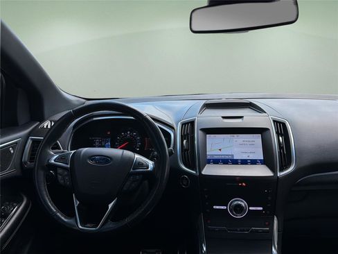 Used 2020 Ford Edge ST w/ Cold Weather Package AWD/4WD image 9