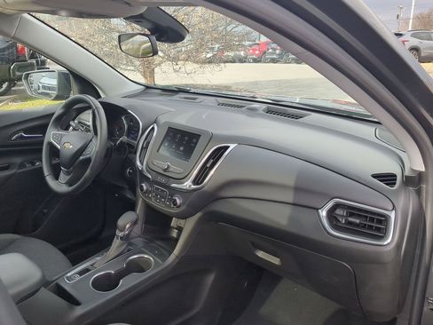 Used 2022 Chevrolet Equinox LT image 30