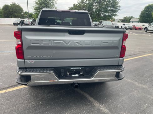 Used 2023 Chevrolet Silverado 1500 LT AWD/4WD image 6