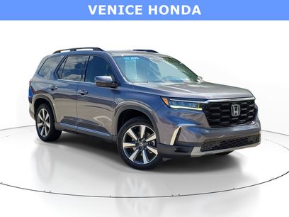 Certified 2025 Honda Pilot Touring