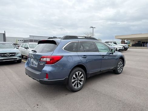 Used 2017 Subaru Outback 2.5i Limited AWD/4WD image 13