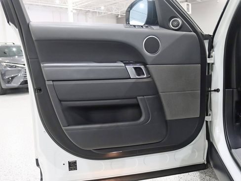 Used 2014 Land Rover Range Rover Sport Supercharged image 32