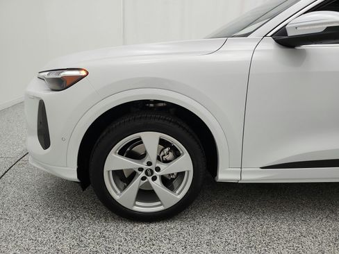 Used 2025 Audi Q5 Premium Plus w/ Premium Plus AWD/4WD image 17