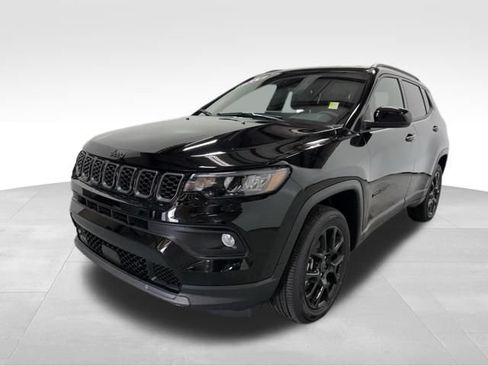New 2026 Jeep Compass Latitude AWD/4WD image 2