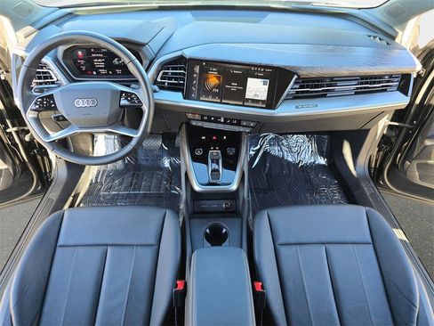 Used 2023 Audi Q4 e-tron Premium Plus w/ Premium Plus image 16