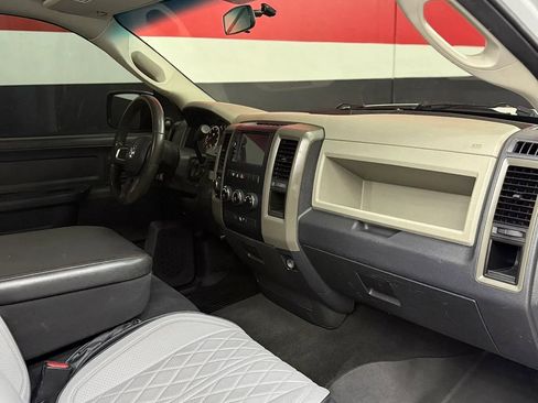 Used 2011 RAM 1500 ST w/ ST Popular Equipment Group AWD/4WD image 8