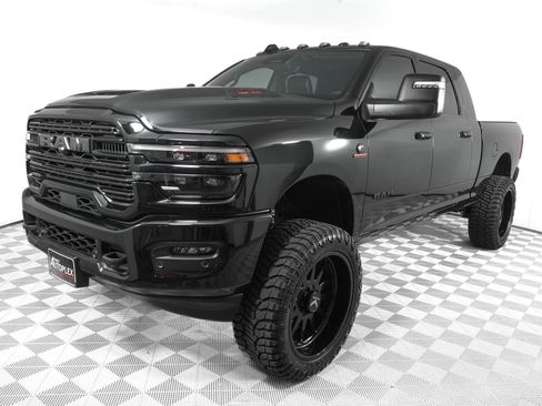 Used 2025 RAM 2500 Laramie w/ Night Edition image 9