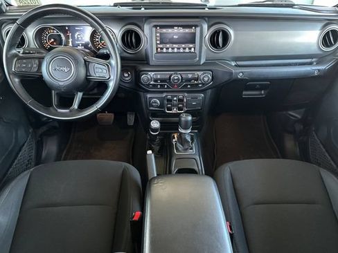 Used 2022 Jeep Gladiator Sport AWD/4WD image 4