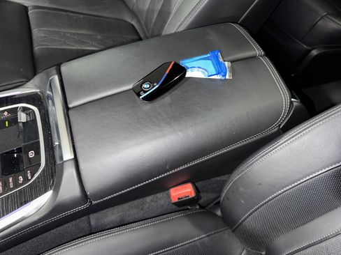 Certified 2024 BMW X7 M60i w/ Executive Package image 31