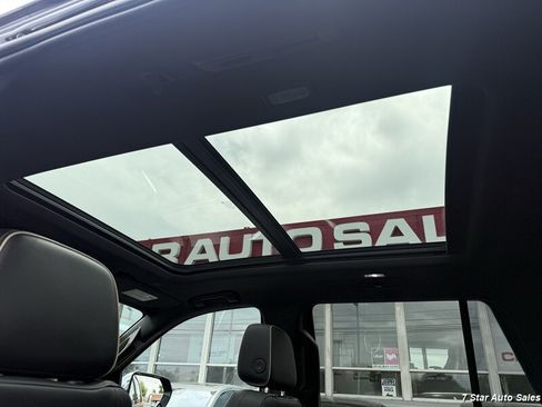 Used 2021 Chevrolet Tahoe Premier w/ Premium Package AWD/4WD image 22