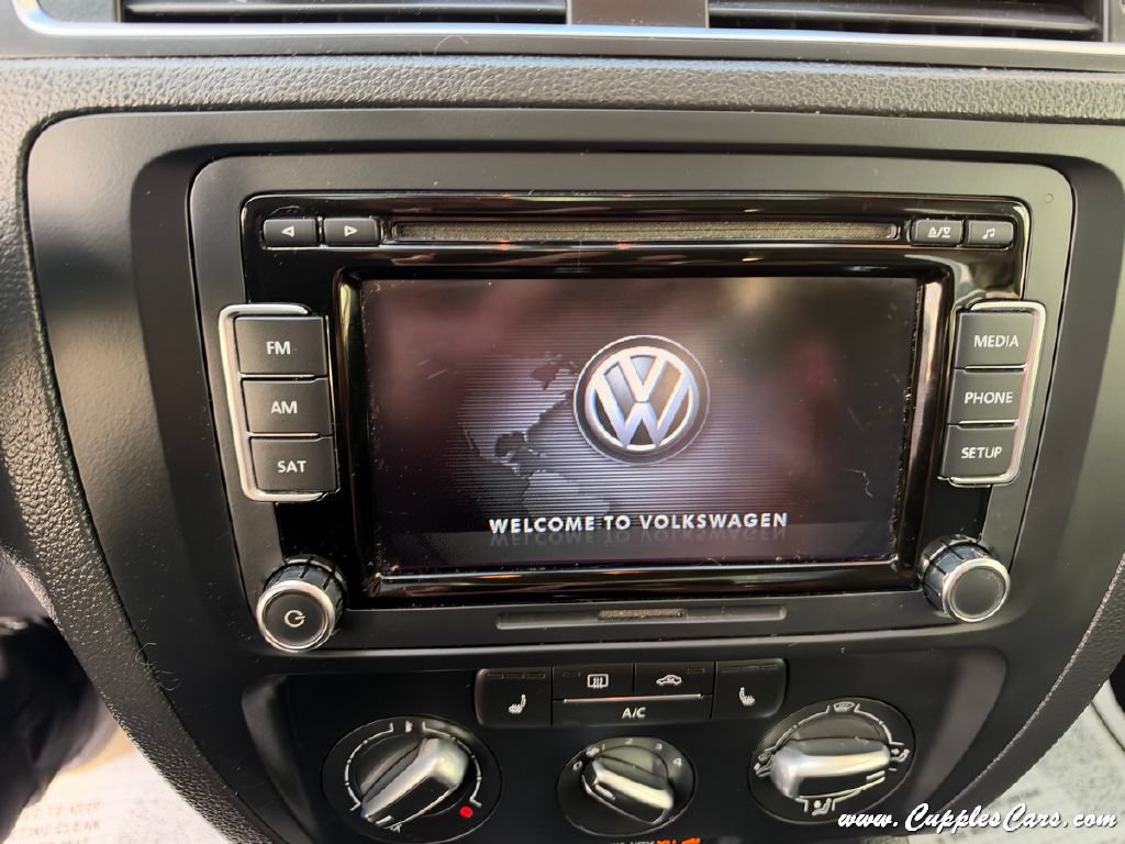 Used 2014 Volkswagen Jetta SE FWD image 22
