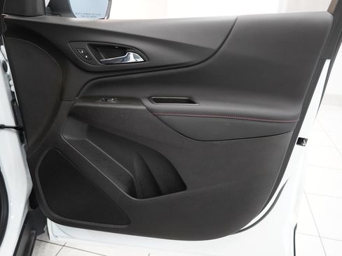Used 2024 Chevrolet Equinox RS AWD/4WD image 37