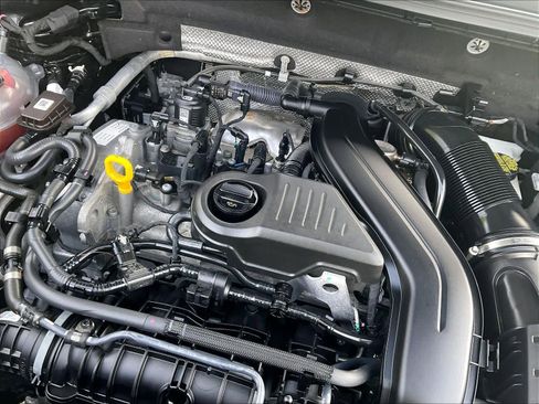 Certified 2024 Volkswagen Taos S AWD/4WD image 35