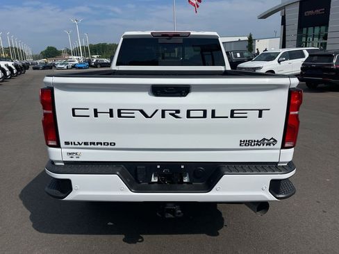 Used 2024 Chevrolet Silverado 2500 High Country w/ Max Trailering Package image 4
