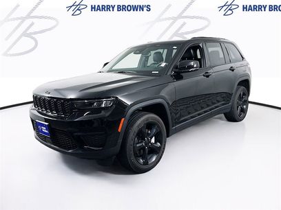 Used 2023 Jeep Grand Cherokee Altitude