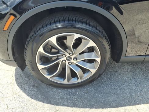 Used 2025 Lincoln Aviator Reserve AWD/4WD image 4