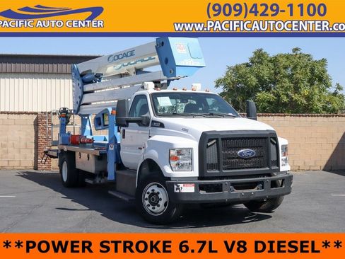Used 2019 Ford F650 2WD Regular Cab Super Duty image 1