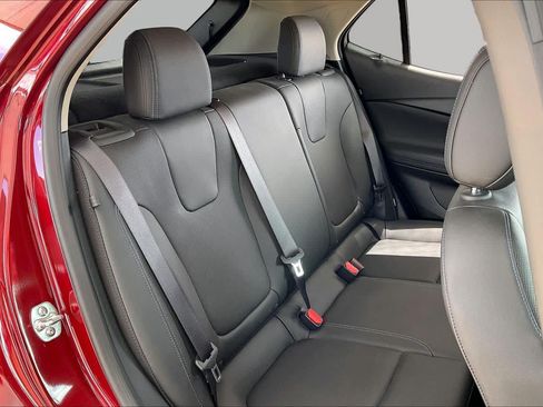 Used 2025 Buick Encore GX Sport Touring w/ Advanced Technology Package FWD image 19
