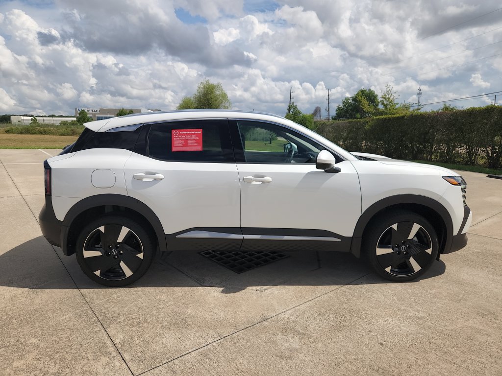 Certified 2025 Nissan Kicks SR FWD image 4