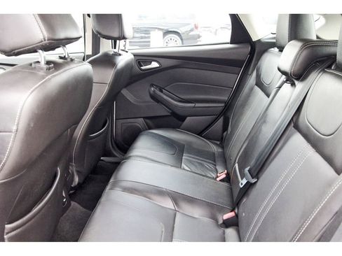 Used 2014 Ford Focus SE w/ Equipment Group 201A image 31
