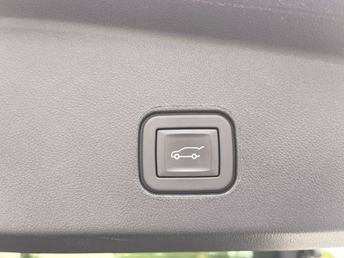 Certified 2024 Cadillac Lyriq Tech w/ Driver Assist Package AWD/4WD image 7