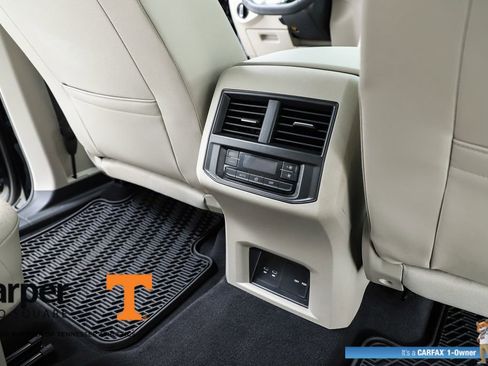 Used 2022 Volkswagen Atlas SE w/ Panoramic Sunroof Package image 77