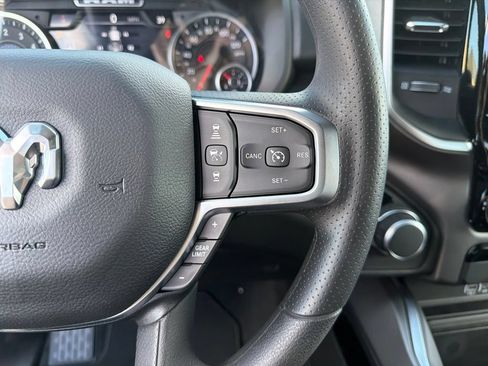 New 2026 RAM 1500 Express AWD/4WD image 17