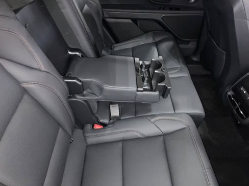 Used 2026 Lincoln Nautilus Premier w/ Equipment Group 102A image 9