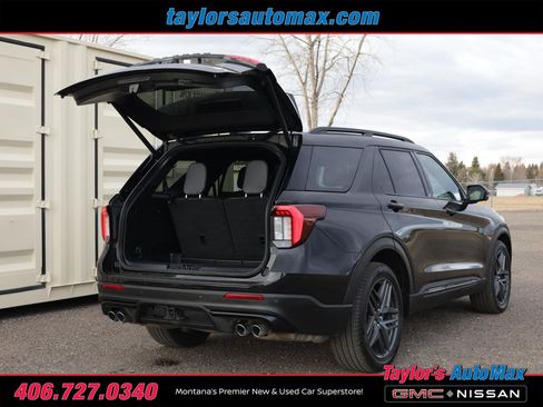 Used 2025 Ford Explorer ST image 40