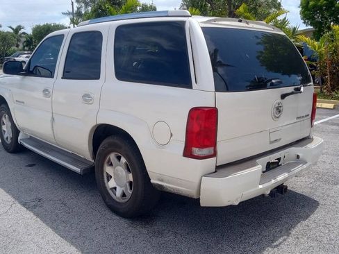 Used 2006 Cadillac Escalade 2WD image 4