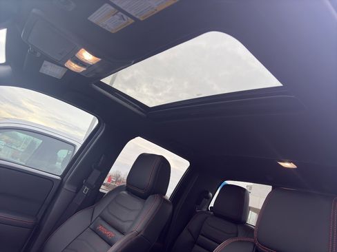 Used 2026 Nissan Frontier PRO-4X w/ Pro Premium Package image 12