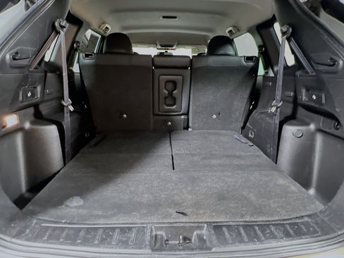 Used 2023 Mitsubishi Outlander ES image 34