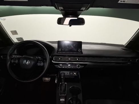 Used 2023 Honda Civic Sport image 11