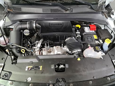 Certified 2025 Jeep Compass Limited image 28