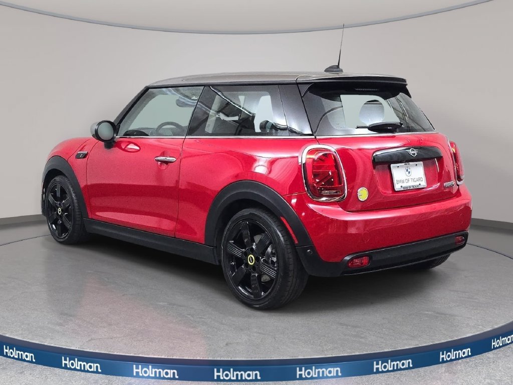 Used 2024 MINI Cooper SE FWD image 8