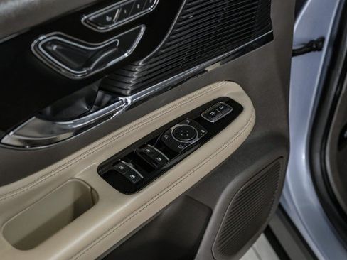Used 2022 Lincoln Corsair FWD image 34