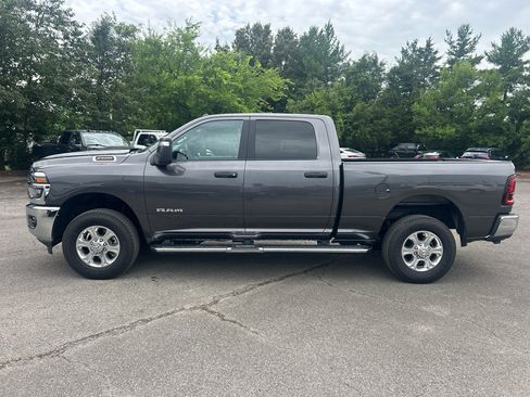Used 2026 RAM 2500 Big Horn AWD/4WD image 8