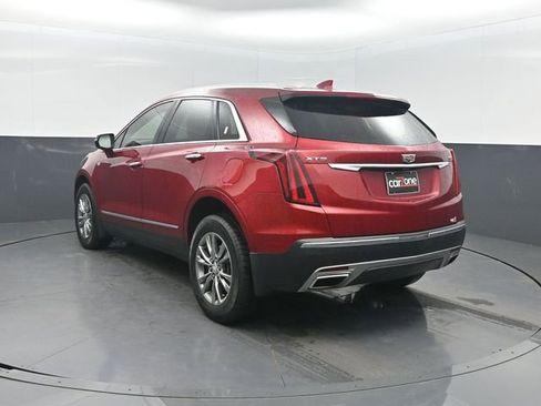 Used 2021 Cadillac XT5 Premium Luxury image 3