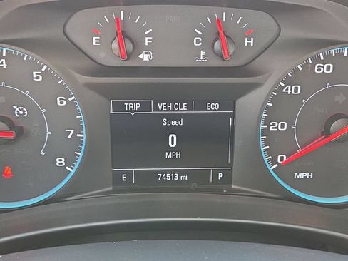Used 2021 Chevrolet Equinox LS w/ LS Convenience Package FWD image 19