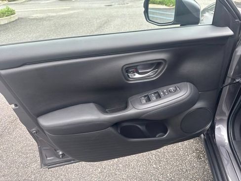 Used 2024 Honda HR-V LX image 21