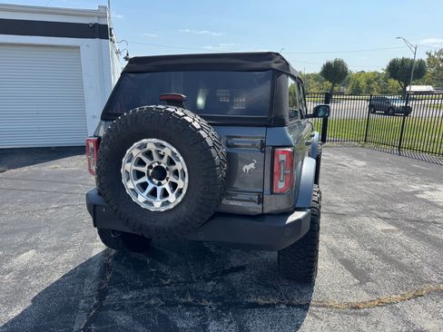 Used 2022 Ford Bronco Outer Banks image 6