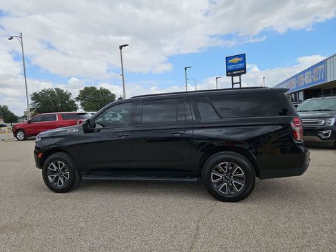 Used 2023 Chevrolet Suburban Z71 AWD/4WD image 5