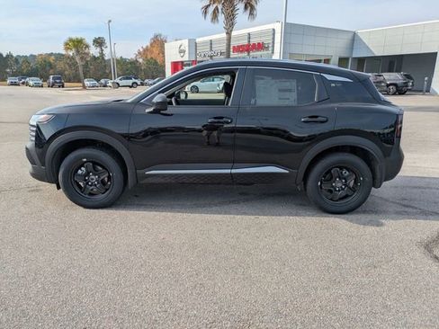 New 2026 Nissan Kicks SV FWD image 6