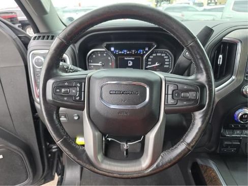 Used 2022 GMC Sierra 2500 Denali AWD/4WD image 5