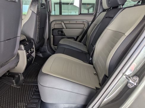 Certified 2025 Land Rover Defender 110 image 14