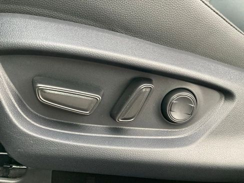 Used 2026 Toyota Camry SE w/ Multimedia Upgrade Package image 12