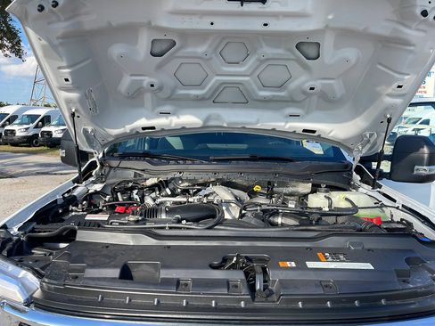 New 2026 Ford F550 4x4 Crew Cab image 36