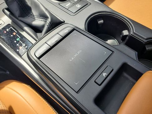 Used 2024 Lexus IS 350 F Sport RWD image 28