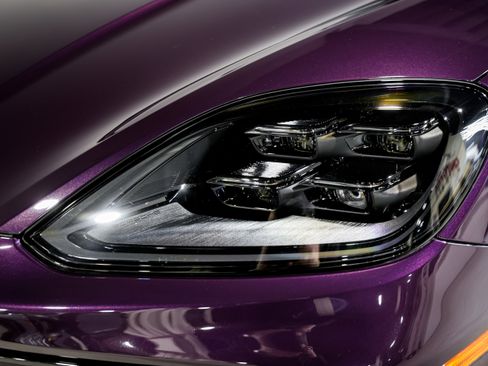 Used 2024 Porsche Cayenne S image 43