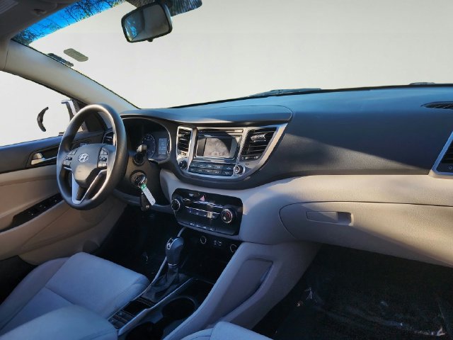Used 2018 Hyundai Tucson SE AWD/4WD image 19